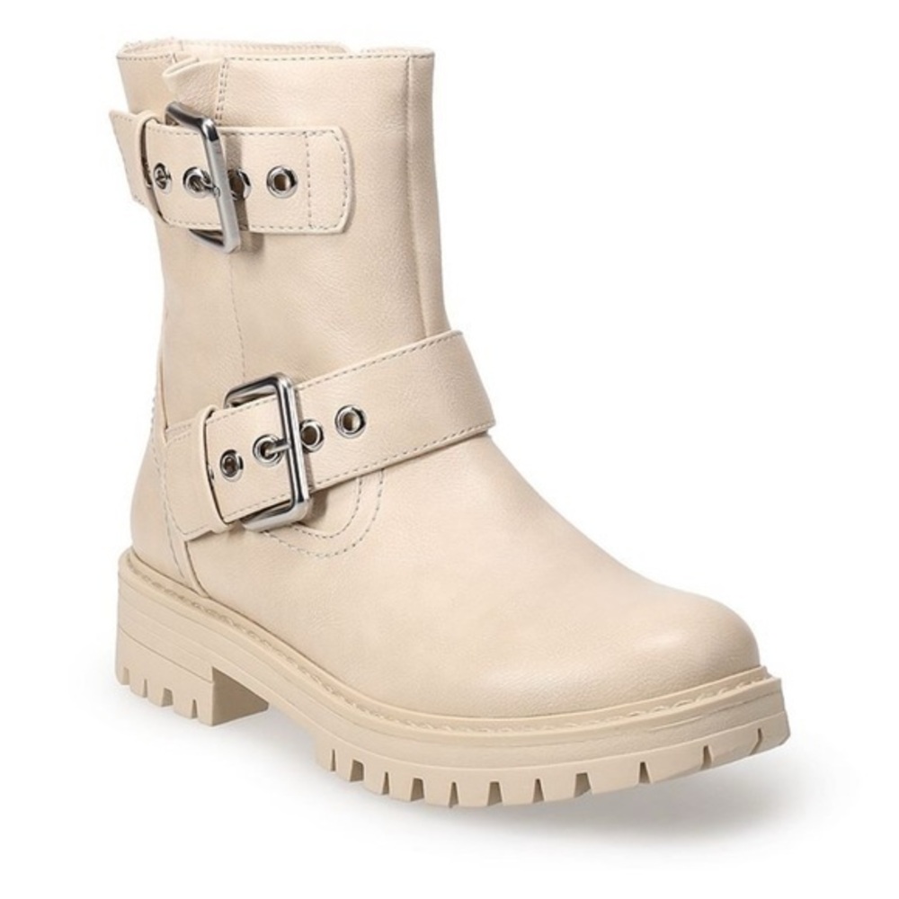NEW SO IVORY CREAM CHELSEA COMBAT BOOTS WITH SILVER BUCKLES SZ 8.5